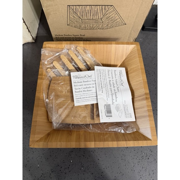 NEW Pampered Chef Bamboo Square Salad Serving Bowl & Claw Tongs, #2254 and #2288 - Picture 2 of 10